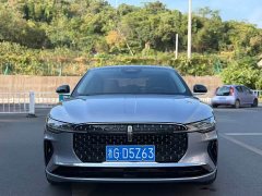 Lincoln Z 2025 2.0T Premier - ფოტო 2