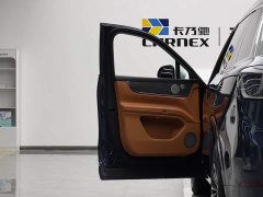 AITO M9 Extended Range Ultra 52kWh 6-Seater - ფოტო 7