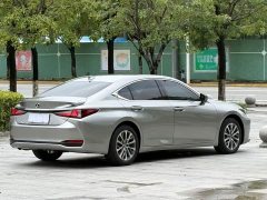 Lexus ES 2022 300h Excellence Edition - ფოტო 19