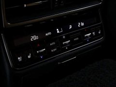 Lexus LX 700h Premier Edition - ფოტო 18