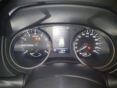 Nissan Qashqai 2.0L CVT XV Premium Luxury - ფოტო 7