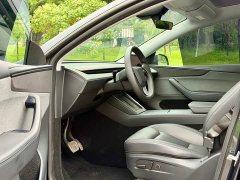 Tesla Model Y Rear-Wheel Drive - ფოტო 7