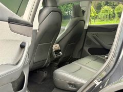 Tesla Model Y Rear-Wheel Drive - ფოტო 8