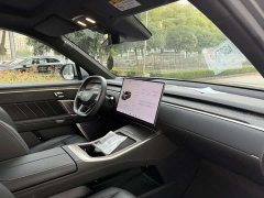 Nio Lerado L90 Ultra Six-Seater - ფოტო 9