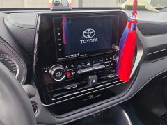 Toyota Crown Venza 2023 2.5L HEV AWD Luxury - ფოტო 13