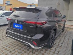 Toyota Crown Venza 2023 2.5L HEV AWD Luxury - ფოტო 3