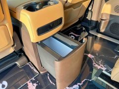 Denza BYD Denza D9 DM-i 1050 Premium - ფოტო 10