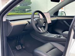 Tesla Model Y Standard Range RWD - ფოტო 12