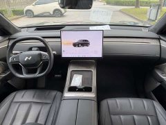Nio Lerado L90 Ultra Six-Seater - ფოტო 13