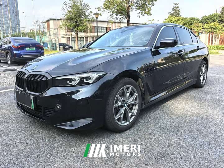 BMW i3 eDrive 35 L