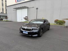 BMW 5 Series 525Li M Sport Package - ფოტო 1