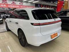 Li Auto L6 Pro Smart Refresh Edition - ფოტო 3