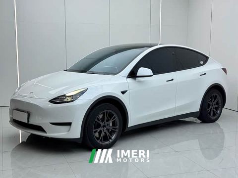 2023 Tesla Model Y Rear-Wheel Drive