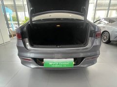 BYD Qin Plus DM-i 120KM Flagship - ფოტო 16