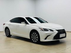 Lexus ES 200 Premium Edition - ფოტო 3