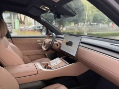 Nio Lerado L90 Ultra Six-Seater - ფოტო 10