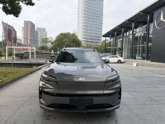 Nio Lerado L90 Ultra Six-Seater - ფოტო 2