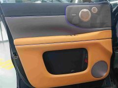 IM Motors Zhiji LS8 52 Max Luxury Six-Seater - ფოტო 11