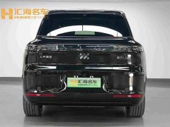 IM Motors Zhiji LS8 52 Max Luxury Six-Seater - ფოტო 5