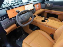 IM Motors Zhiji LS8 52 Max Luxury Six-Seater - ფოტო 8