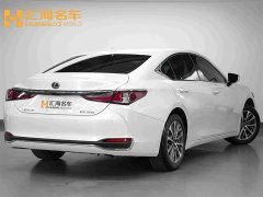 Lexus ES 200 Premium Edition - ფოტო 6