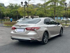 Toyota Camry 2.5G Luxury Edition - ფოტო 18