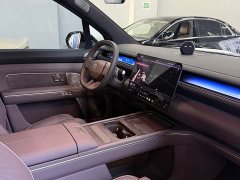 NIO ES8 Six-Seat Executive Luxury Edition - ფოტო 8