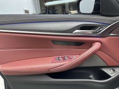 BMW 5 Series 530Li Premier M Sport Package - ფოტო 19