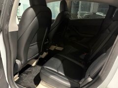 Tesla Model Y Rear-Wheel Drive - ფოტო 7