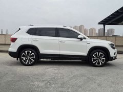 Volkswagen Touareg 2021 280TSI FWD Luxury Plus - ფოტო 3