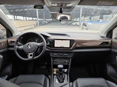 Volkswagen Touareg 2021 280TSI FWD Luxury Plus - ფოტო 9
