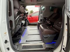 Toyota Sienna 2021 2.5L Hybrid Luxury - ფოტო 13