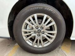 Toyota Sienna 2021 2.5L Hybrid Luxury - ფოტო 7