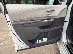 Toyota Sienna 2021 2.5L Hybrid Luxury - ფოტო 8