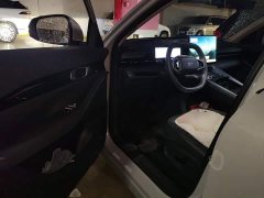 Geely Galaxy E5 2026 530km Explorer Edition - ფოტო 11