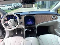 Mercedes-Benz EQE 2022 350 Luxury - ფოტო 9