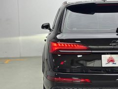 Audi Q7 45 TFSI quattro S line Black Warrior Edition - ფოტო 14