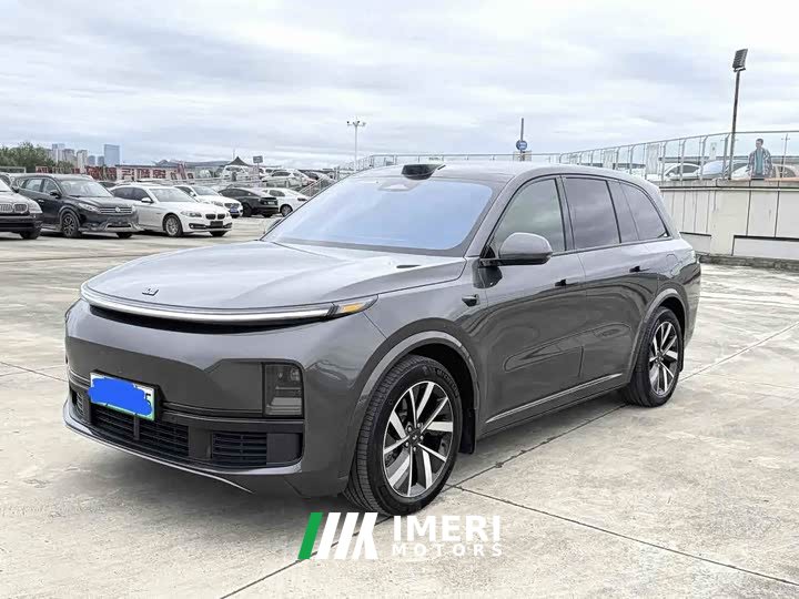 Li Auto L8 Max - ავტომობილი ჩინეთიდან