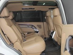 Land Rover Range Rover 2023 3.0 L6 400PS Prestige Seven-Seat Extended Wheelbase - ფოტო 9