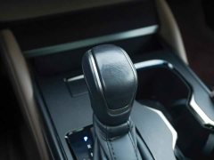 Lexus ES 300h Premium Edition - ფოტო 10
