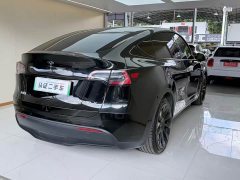 Tesla Model Y Rear-Wheel Drive - ფოტო 8