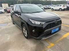 Toyota RAV4 2.0L CVT FWD Fashion Plus Edition - ფოტო 3