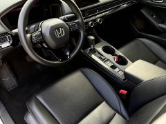 Honda Civic 2023 240TURBO CVT Dynamic C-Position Special Edition - ფოტო 13