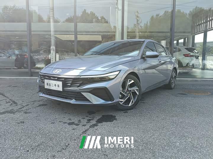 Hyundai Elantra 1.5L CVT Luxury