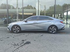 Hyundai Elantra 2023 1.5L CVT Luxury - ფოტო 3