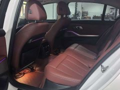 BMW 3 Series 320Li M Sport Package - ფოტო 12