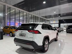 Toyota RAV4 2.0L CVT FWD Style Edition - ფოტო 5