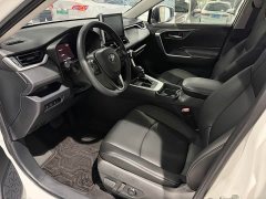 Toyota RAV4 2.0L CVT FWD Style Edition - ფოტო 6