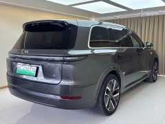 Li Auto L9 Pro - ფოტო 13