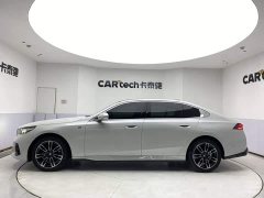 BMW 5 Series 525Li M Sport Package - ფოტო 8